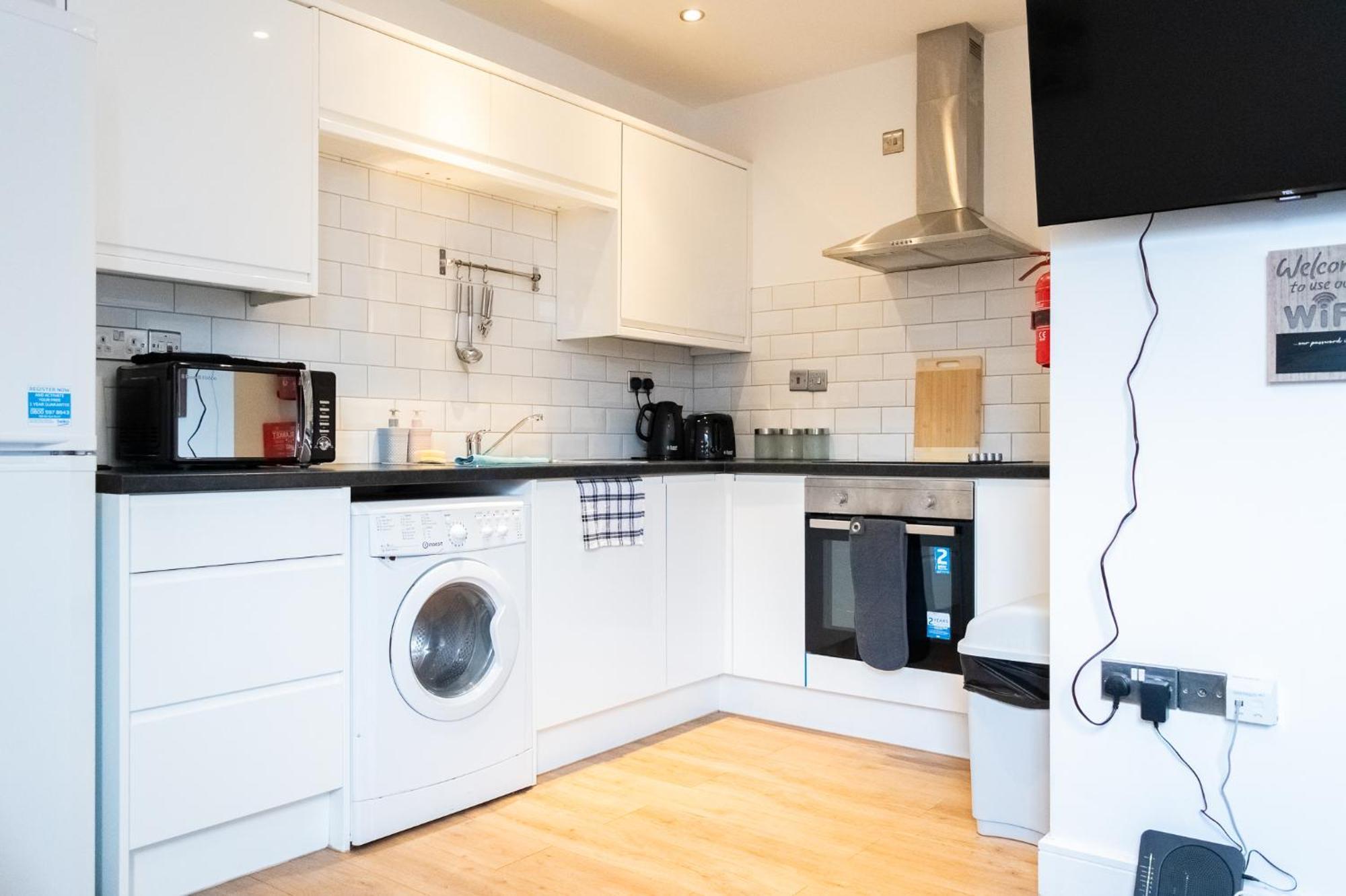 1 Bedroom In The Heart Of Apartment *