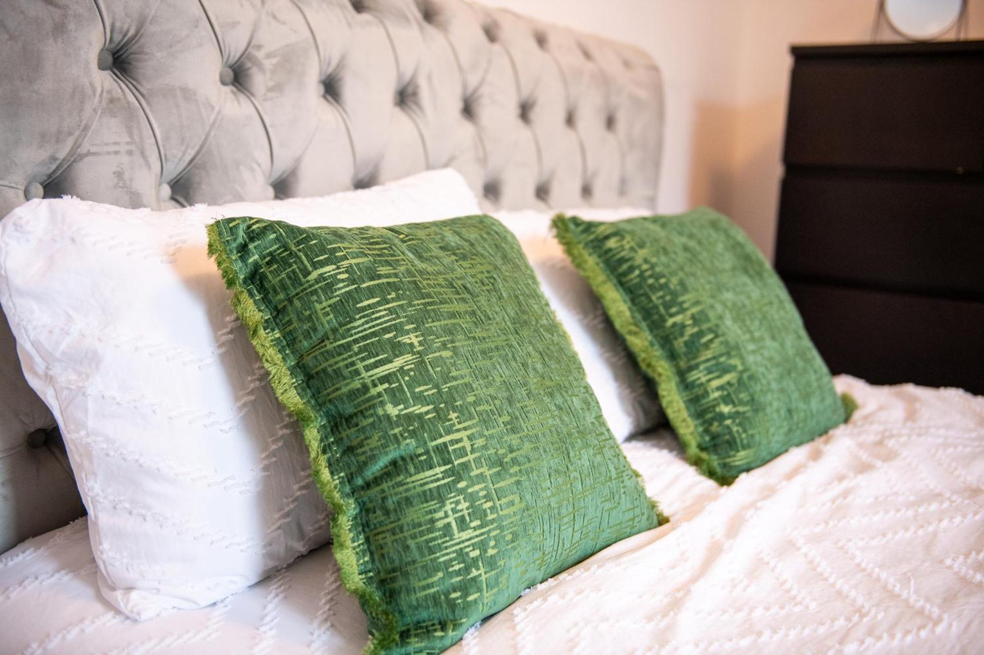 Apartment 1 Bedroom In The Heart Of